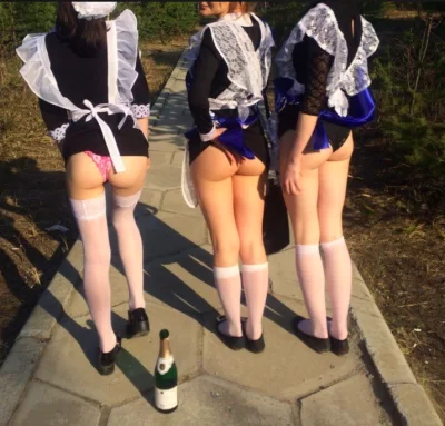 Слив школьниц: горячие фото – сиси, попки, трусики