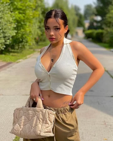 Валя Карнавал – слив откровенных фото