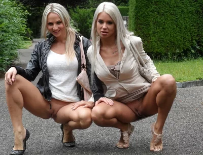 Голые шкуры без трусов из соцсетей слив фото 18+